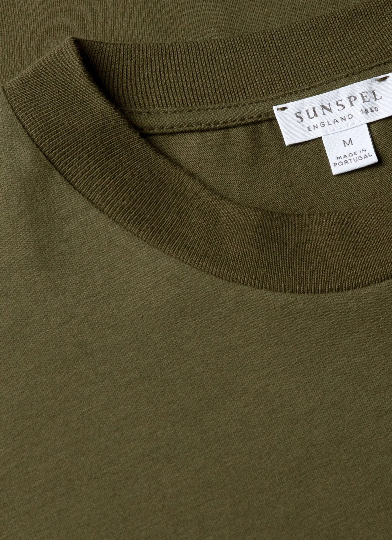 Men's Relaxed Fit Heavyweight T-shirt in Deep Olive - Image 4
