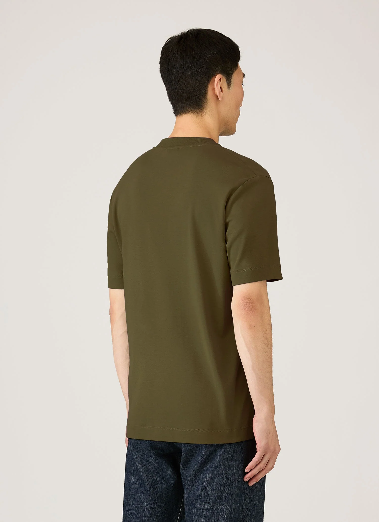 Men's Relaxed Fit Heavyweight T-shirt in Deep Olive - Image 5