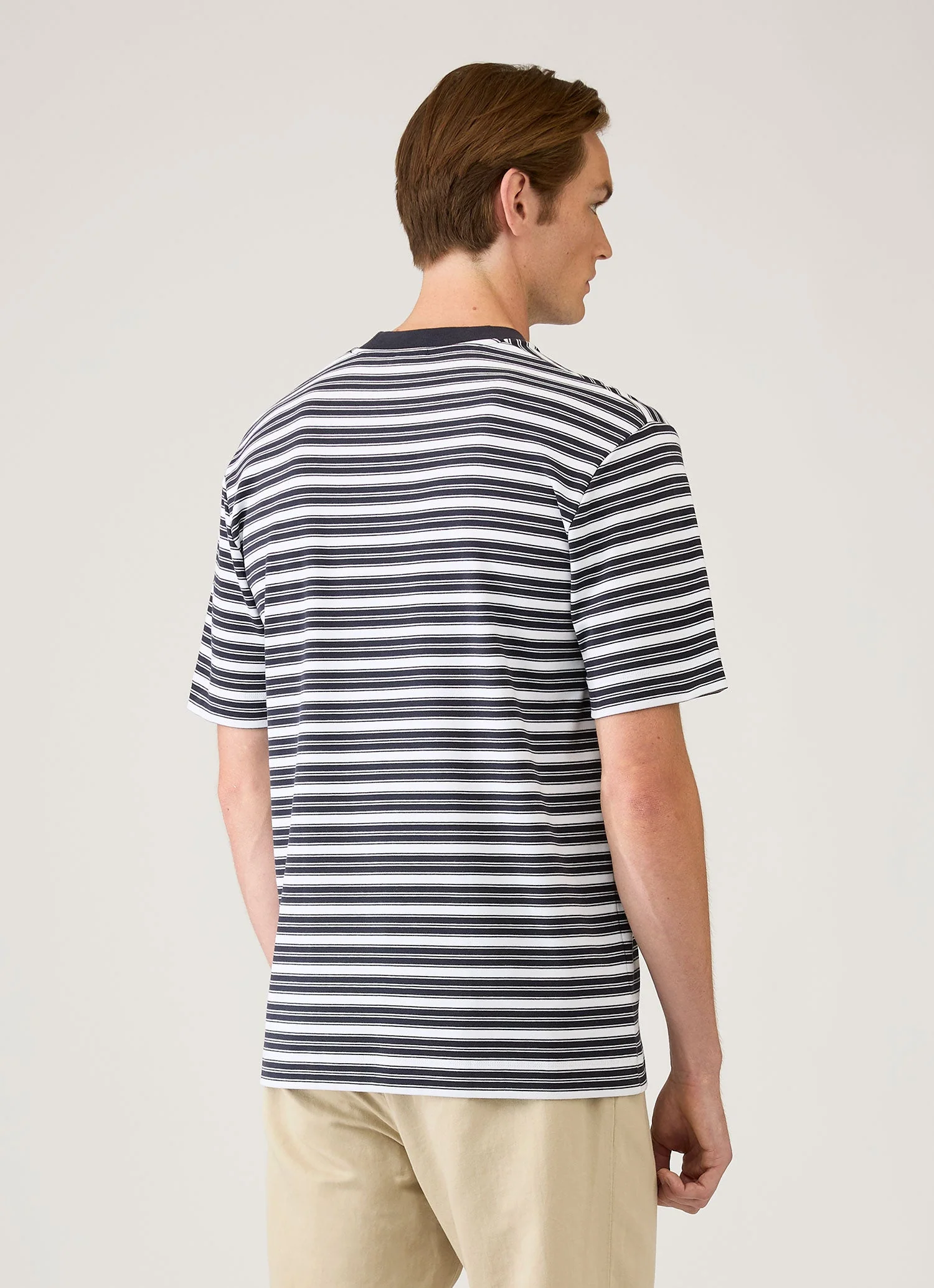 Men's Relaxed Fit Heavyweight T-shirt in White/Navy - Image 5