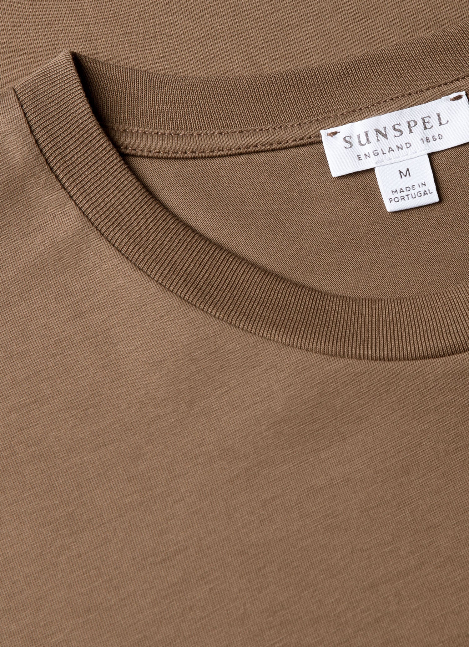 Men's Riviera Midweight T-shirt in Dark Cedar - Image 4