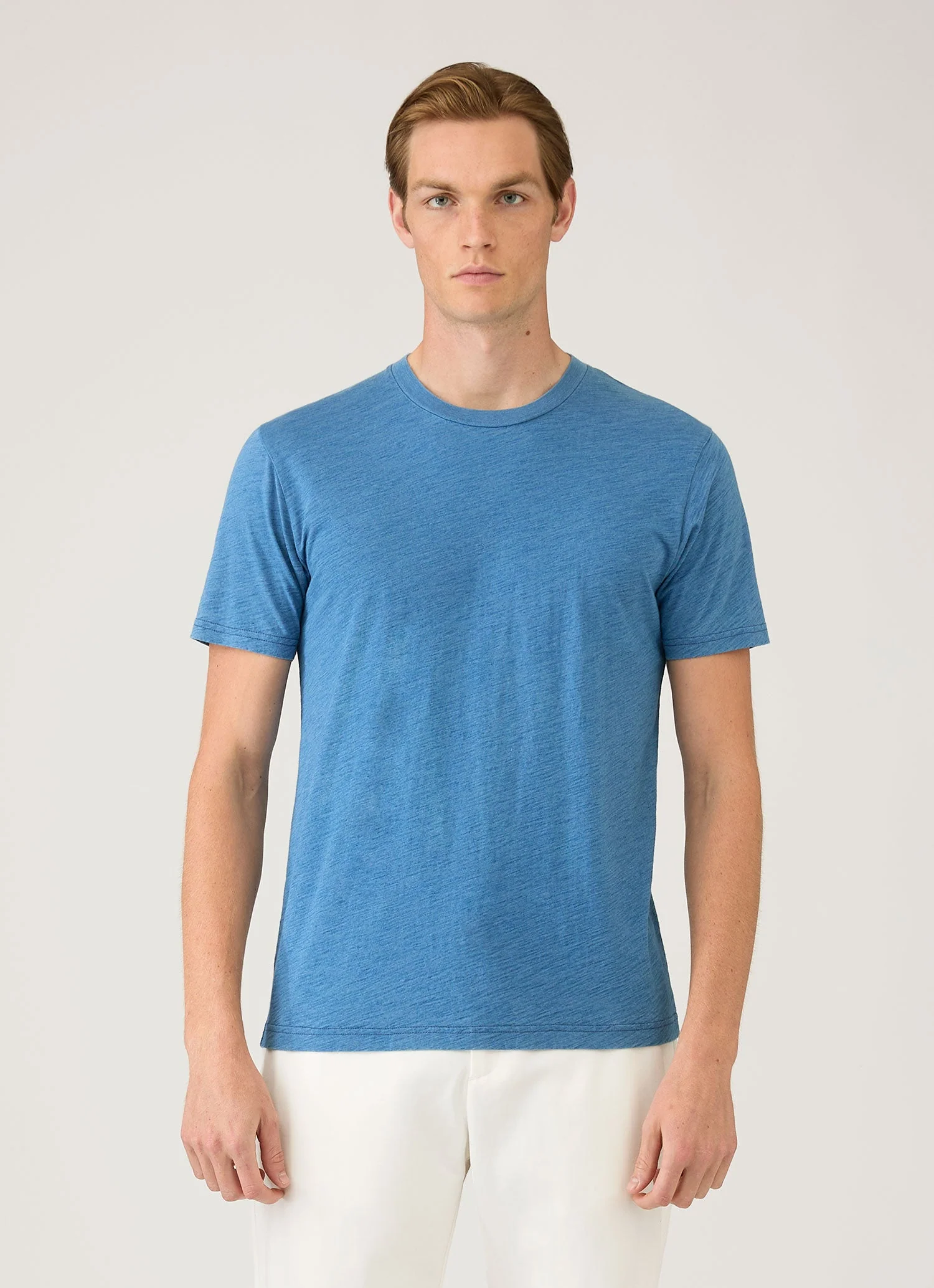 Men's Riviera Midweight T-shirt in Mid Indigo Wash - Image 2