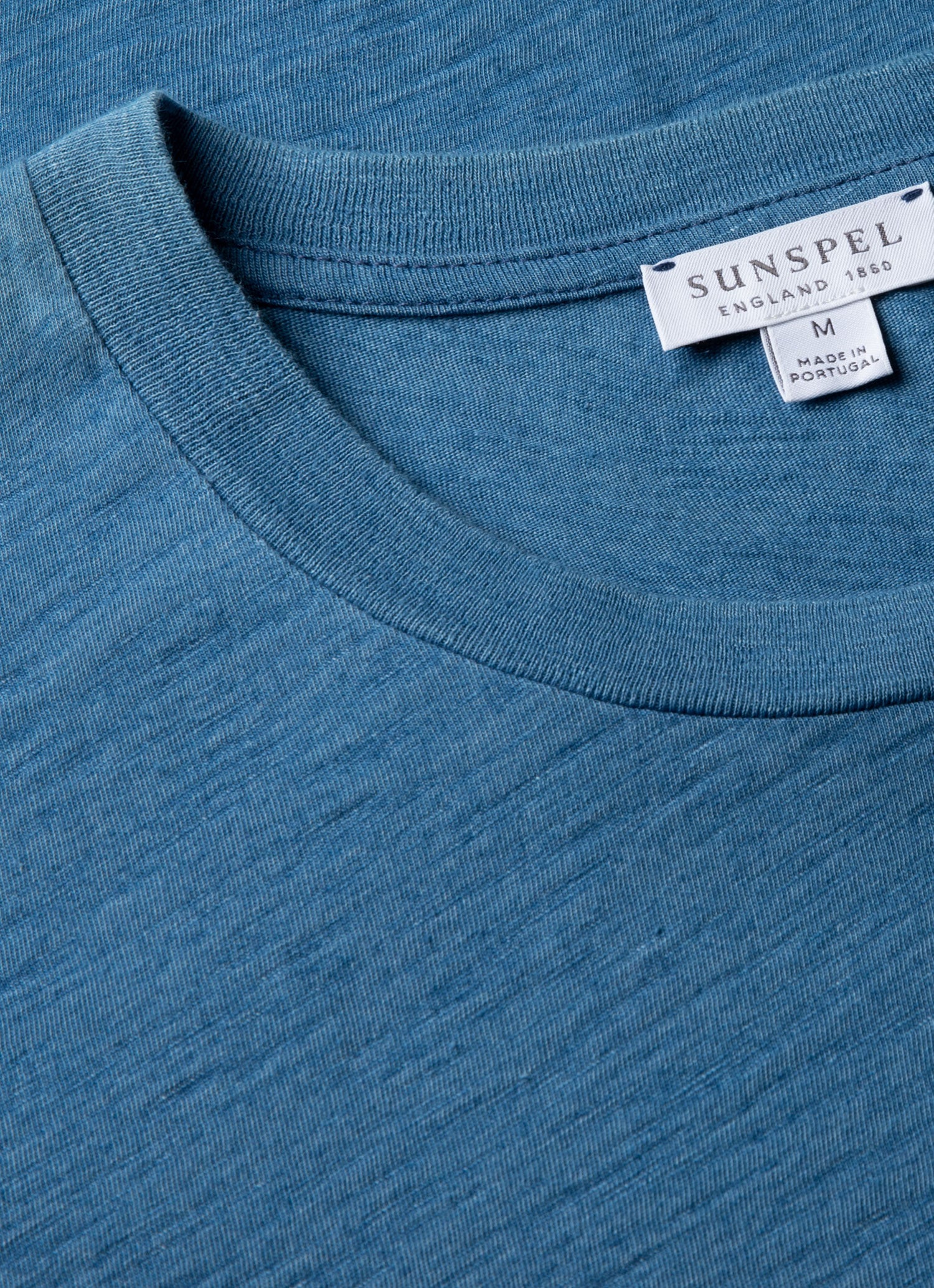 Men's Riviera Midweight T-shirt in Mid Indigo Wash - Image 4