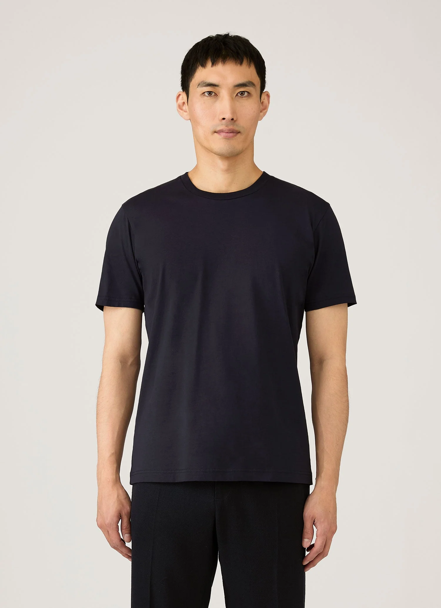 Men's Riviera Midweight T-shirt in Midnight Navy - Image 2