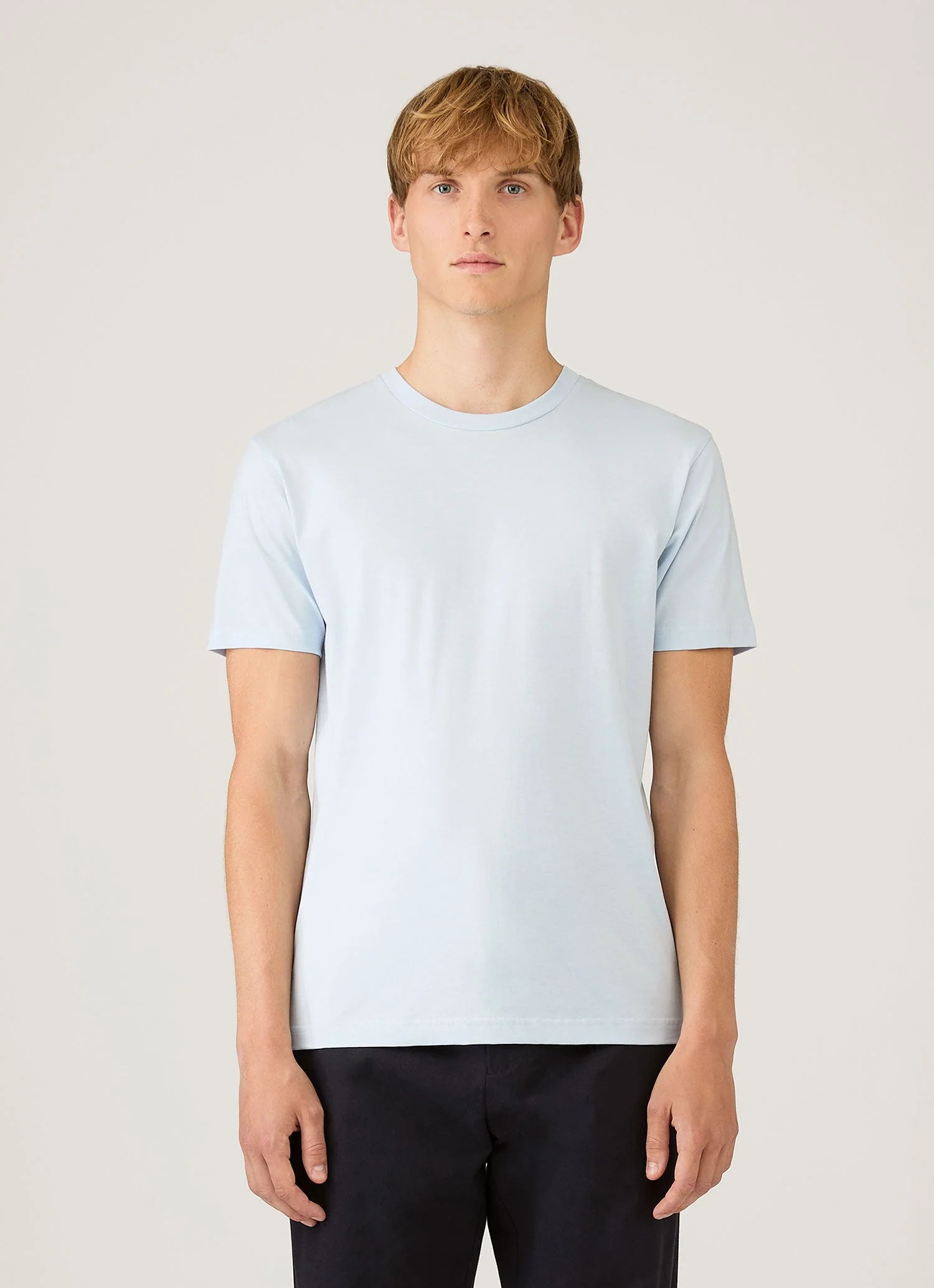 Men's Riviera Midweight T-shirt in Pastel Blue - Image 2