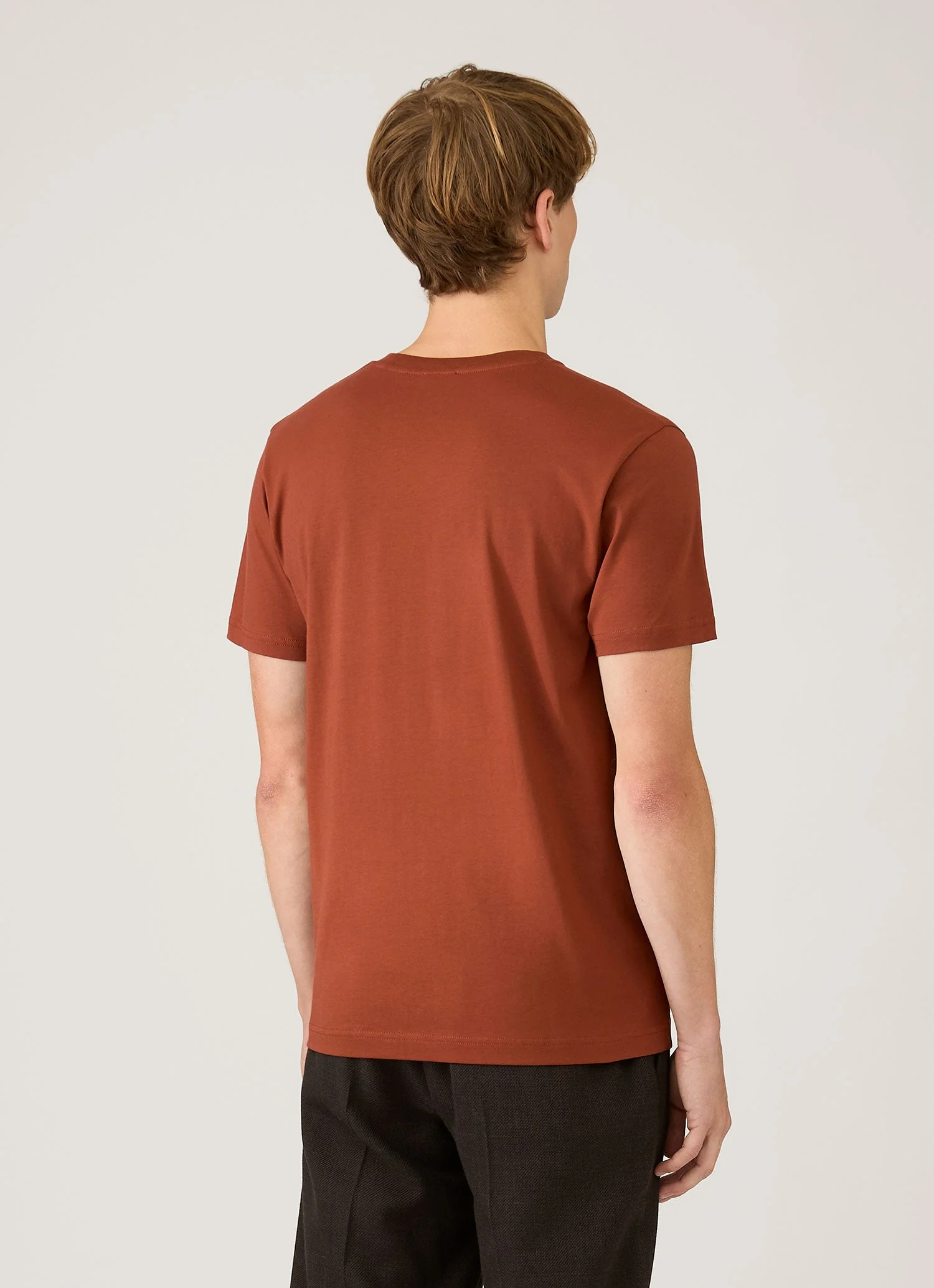 Men's Riviera Midweight T-shirt in Rust - Image 5