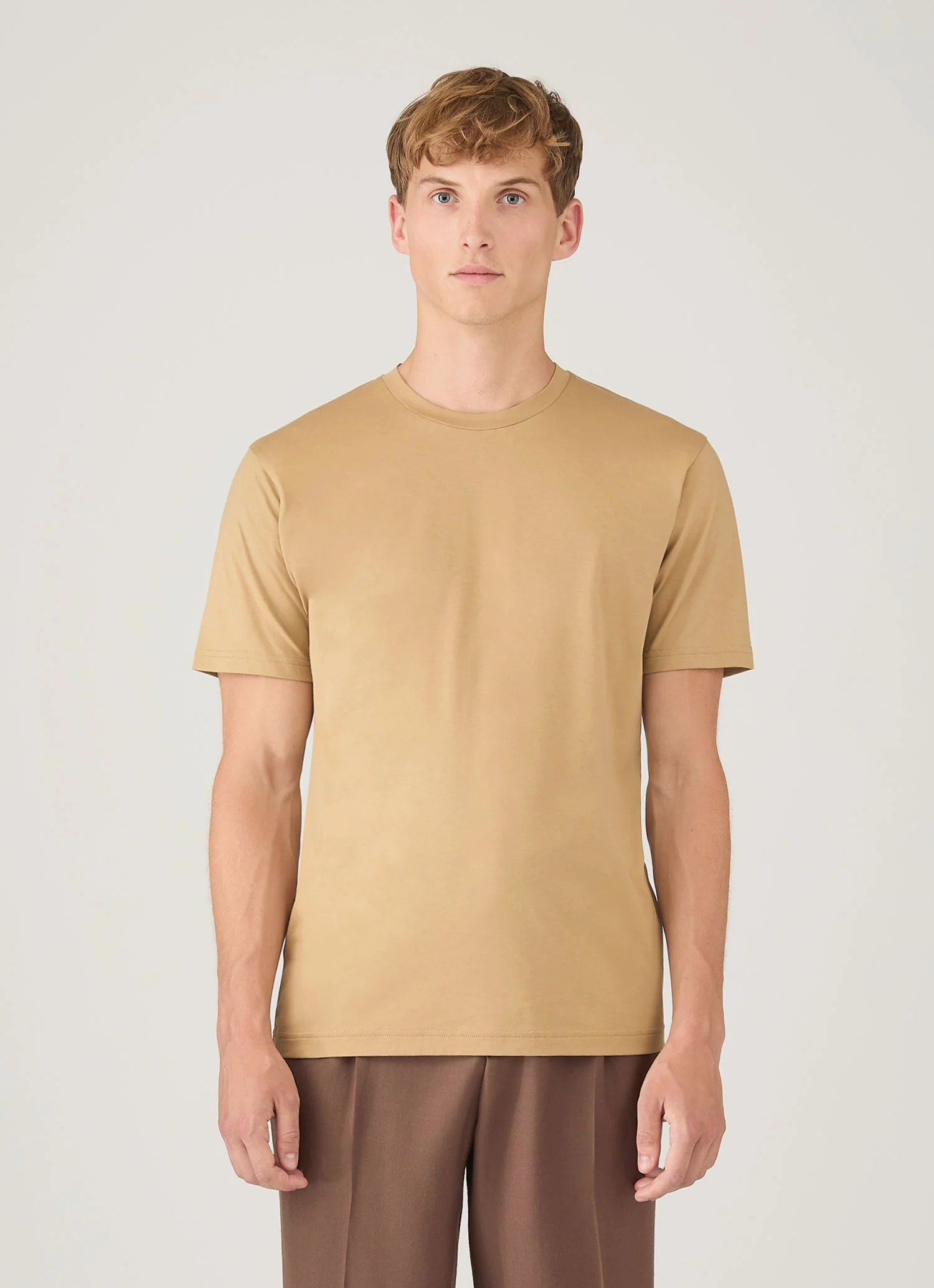 Men's Riviera Midweight T-shirt in Tan - Image 2