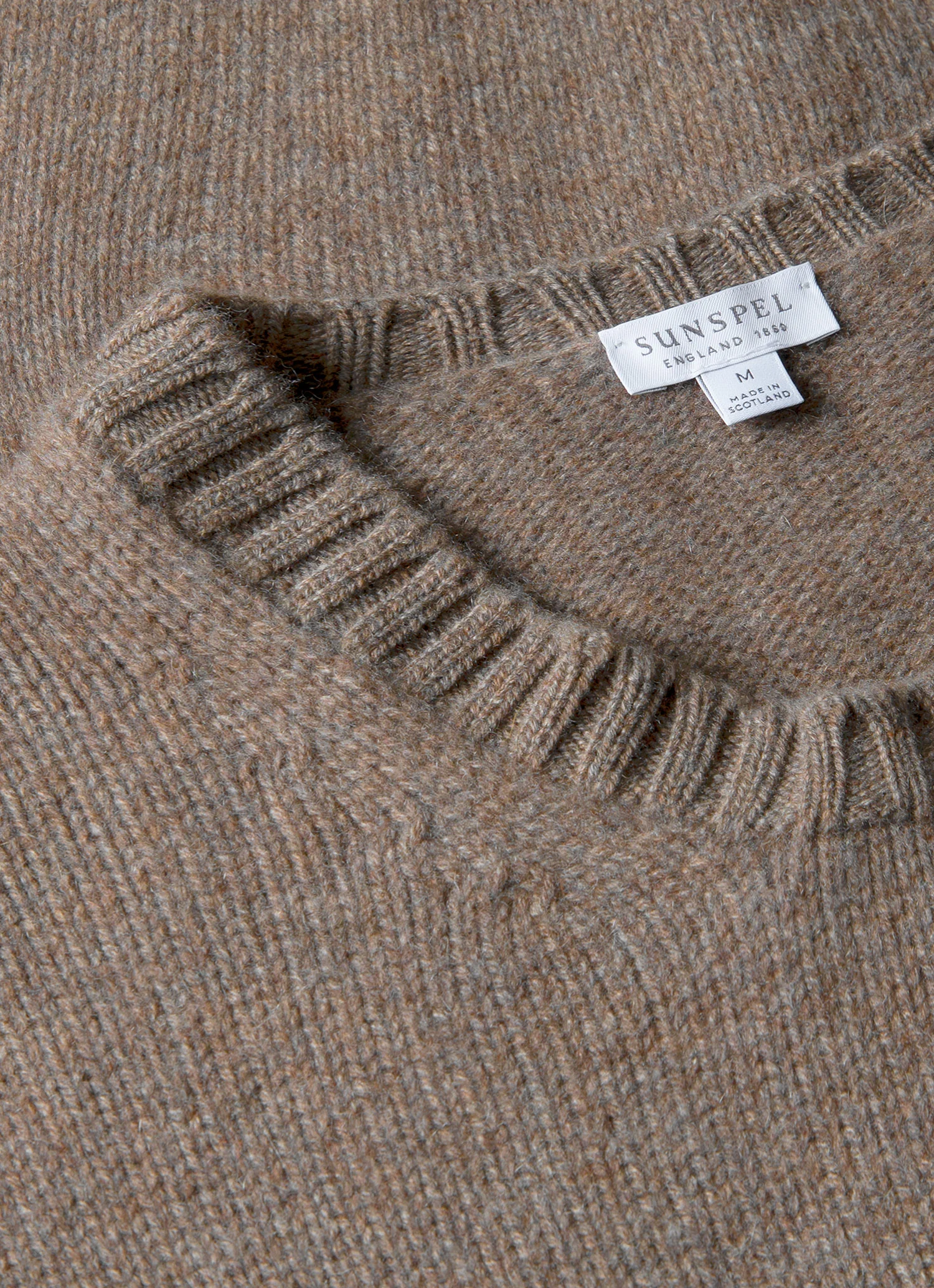 Men's Roxburgh Cashmere Jumper in Bark - Image 4