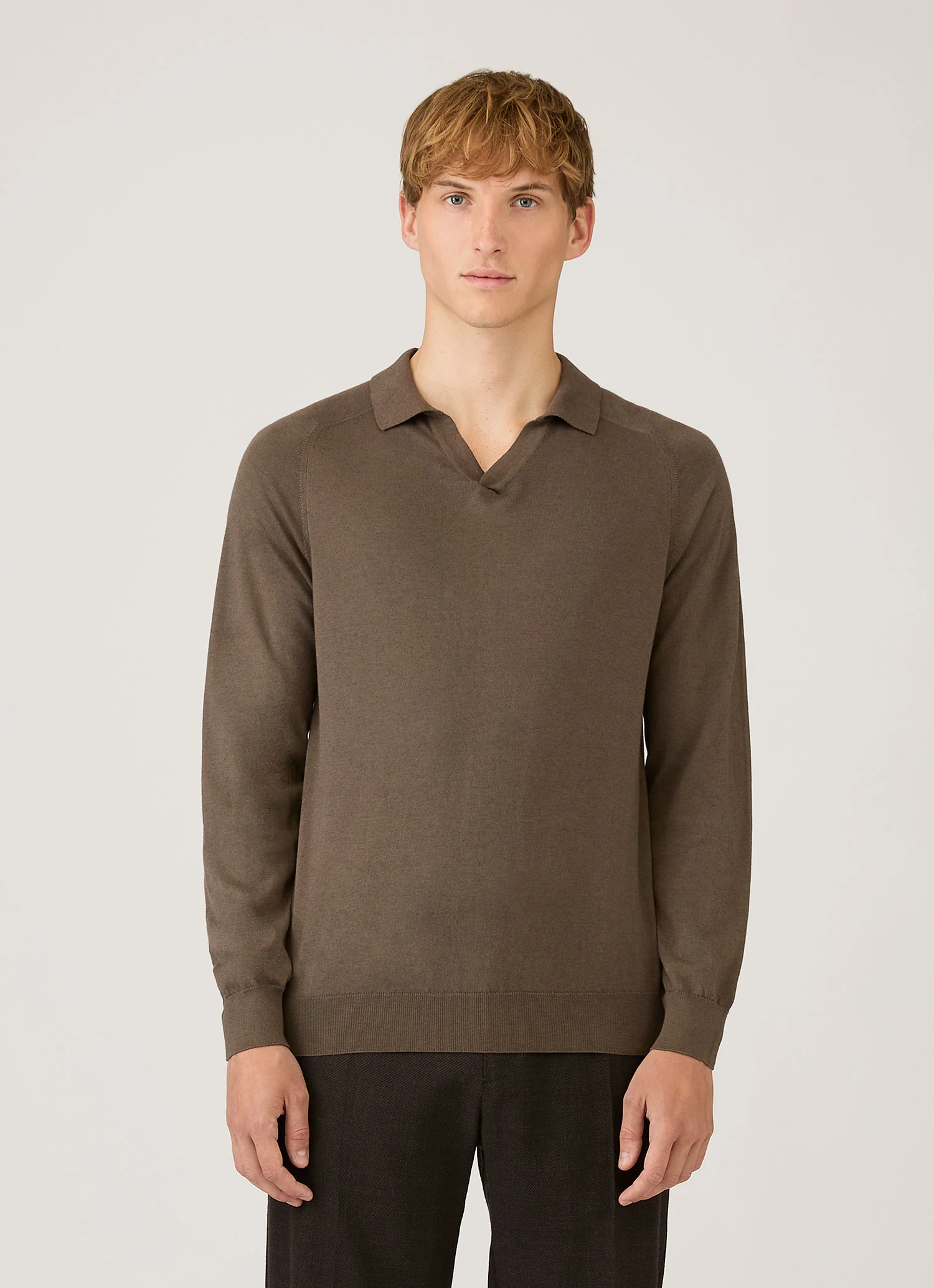 Men's Sea Island Cashmere Knitted Polo in Bark - Image 2