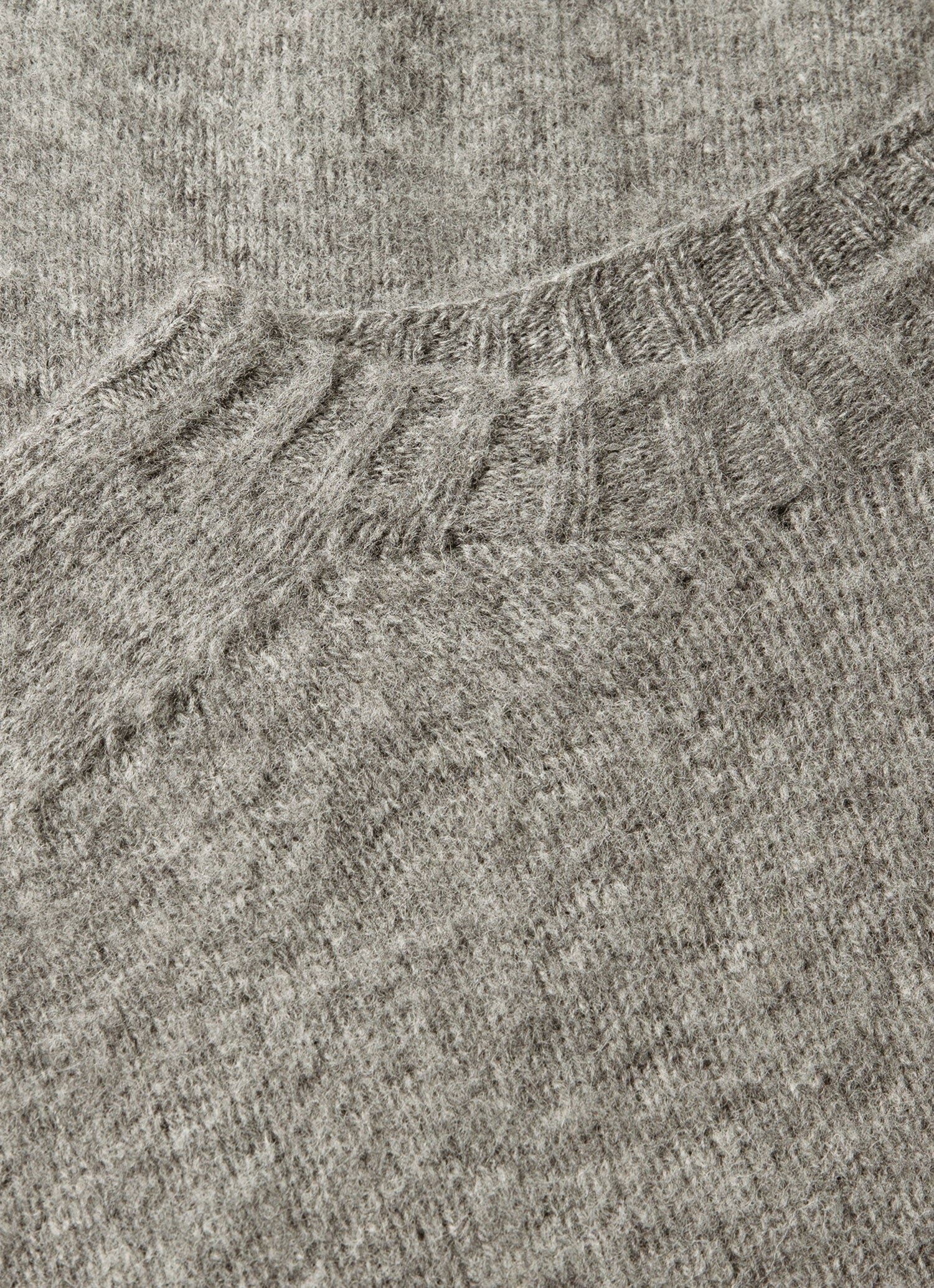 Men's Shetland Crew Neck Jumper in Mid Grey Melange - Image 4