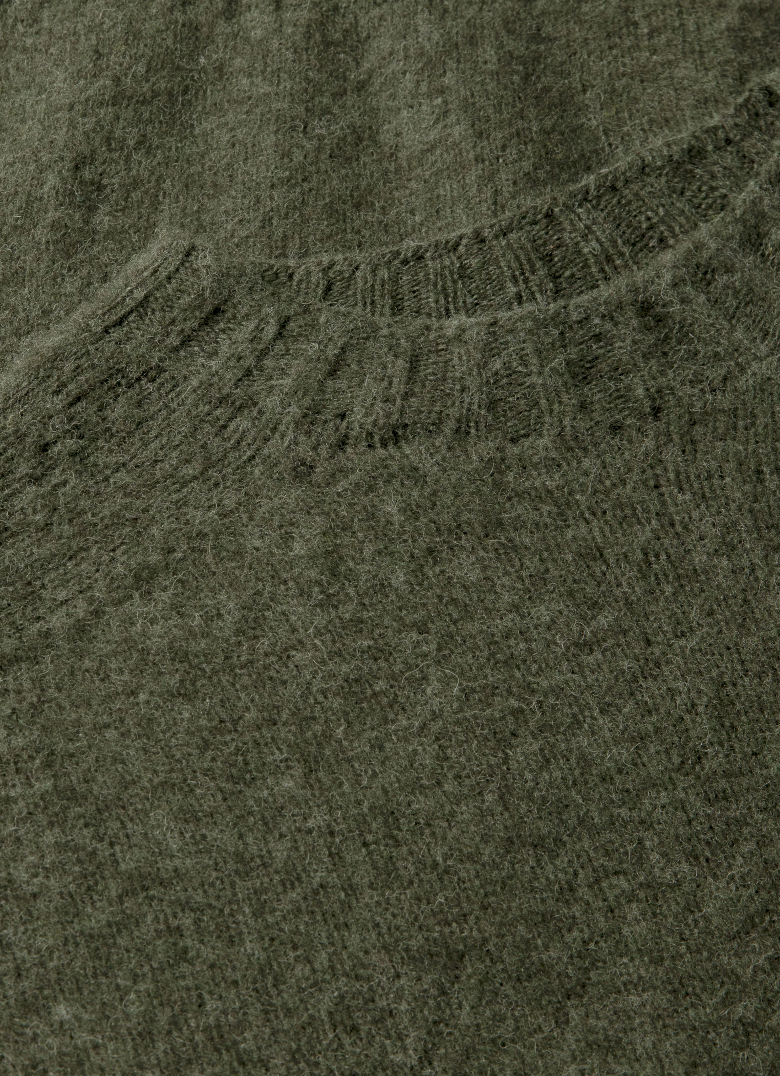 Men's Shetland Crew Neck Jumper in Sea Moss - Image 4