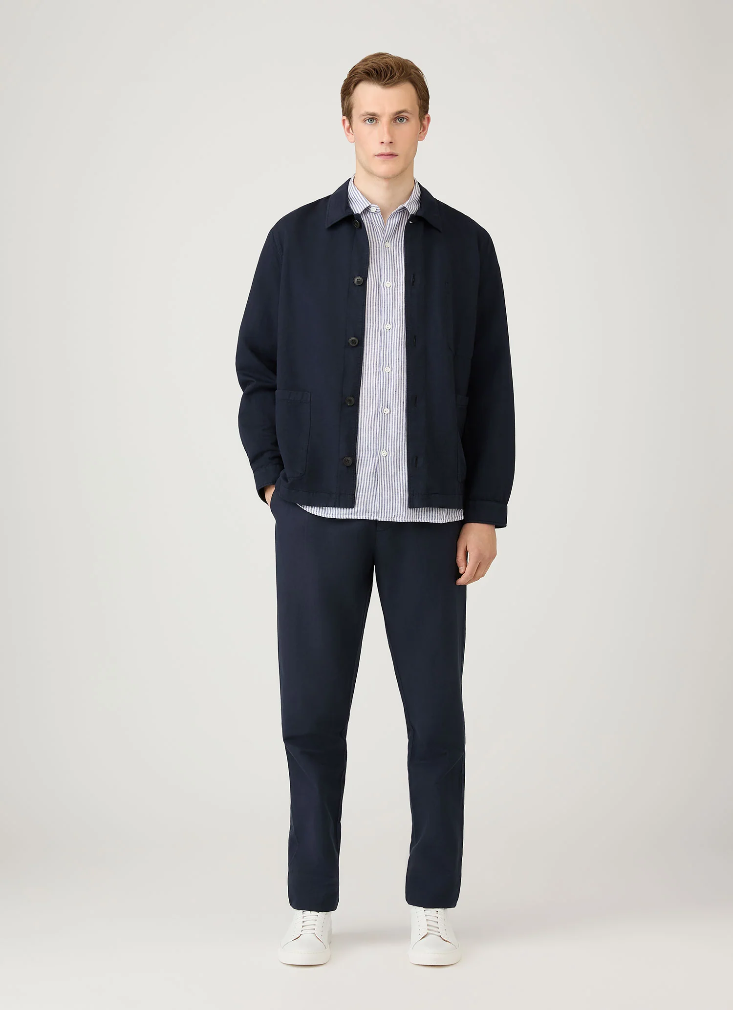 Men's Short Sleeve Linen Shirt in White/Navy - Image 3