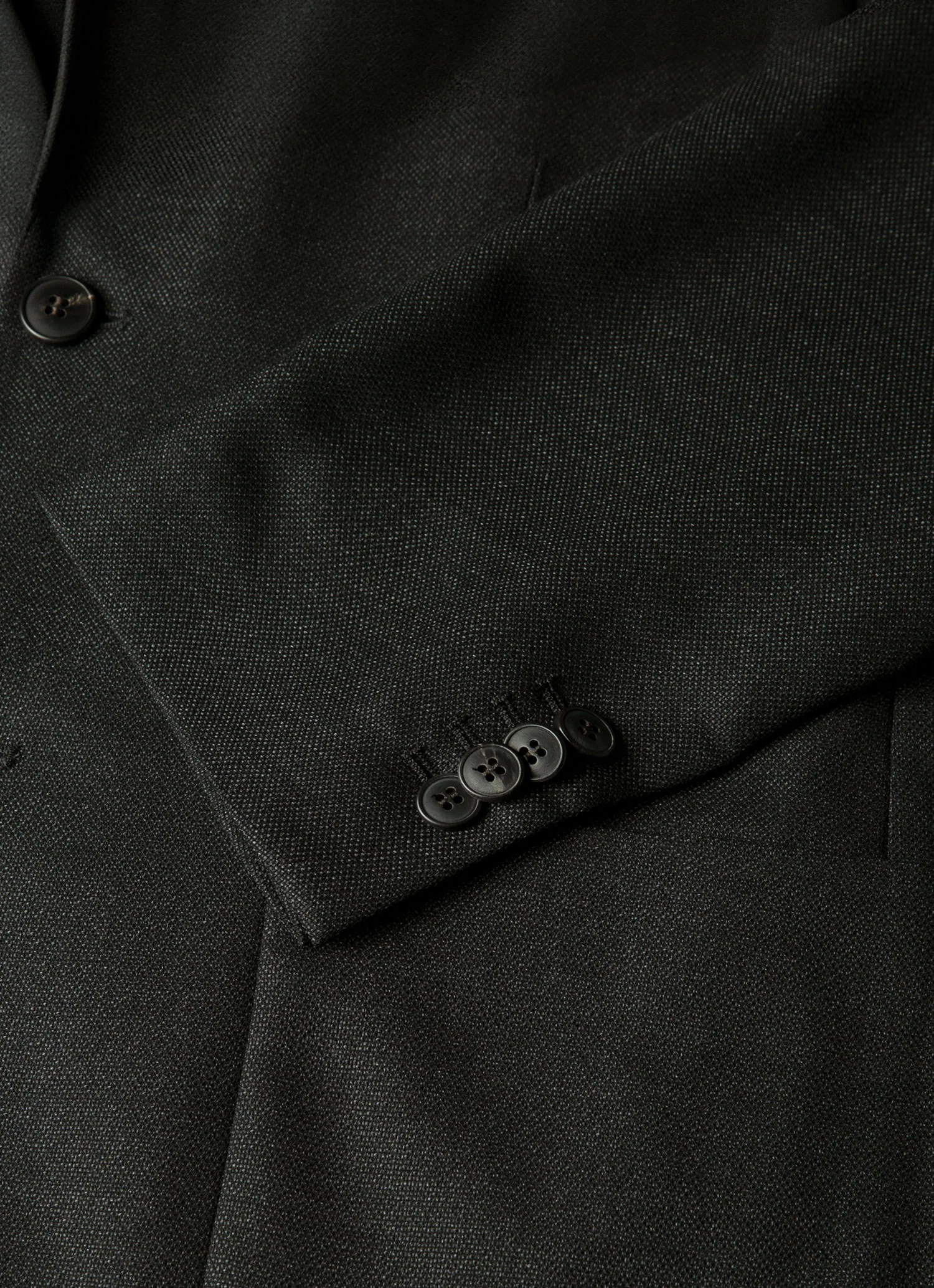 Men's Lightweight Travel Wool Two-Piece Suit in Dark Charcoal Melange - Image 5