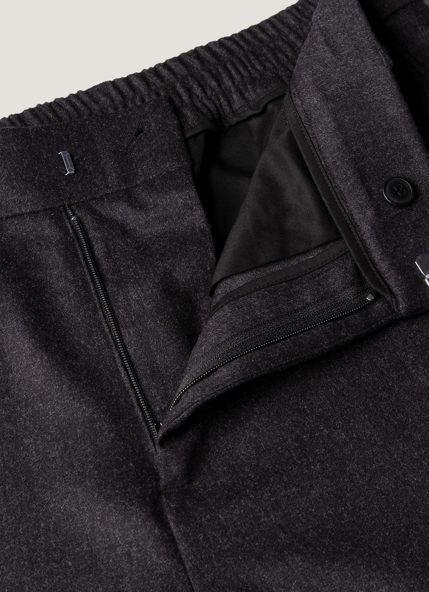 Men's Wool Cashmere Flannel Trouser in Charcoal Melange - Image 4