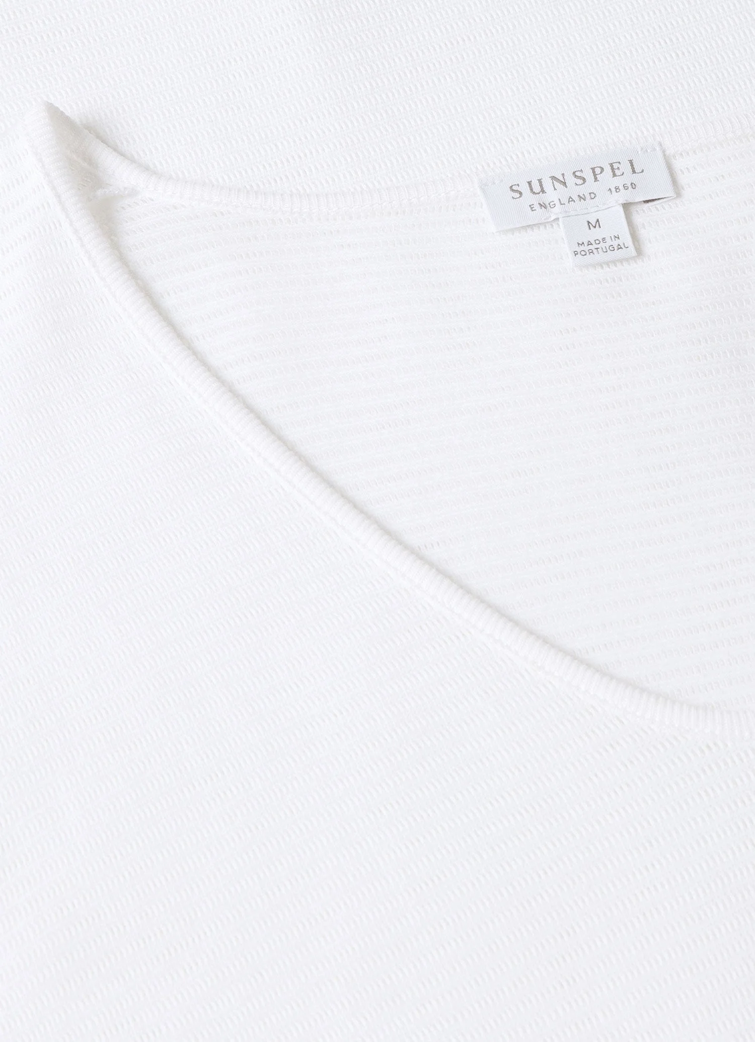 Men's Cellular Cotton V-neck Underwear T-shirt in White - Image 4