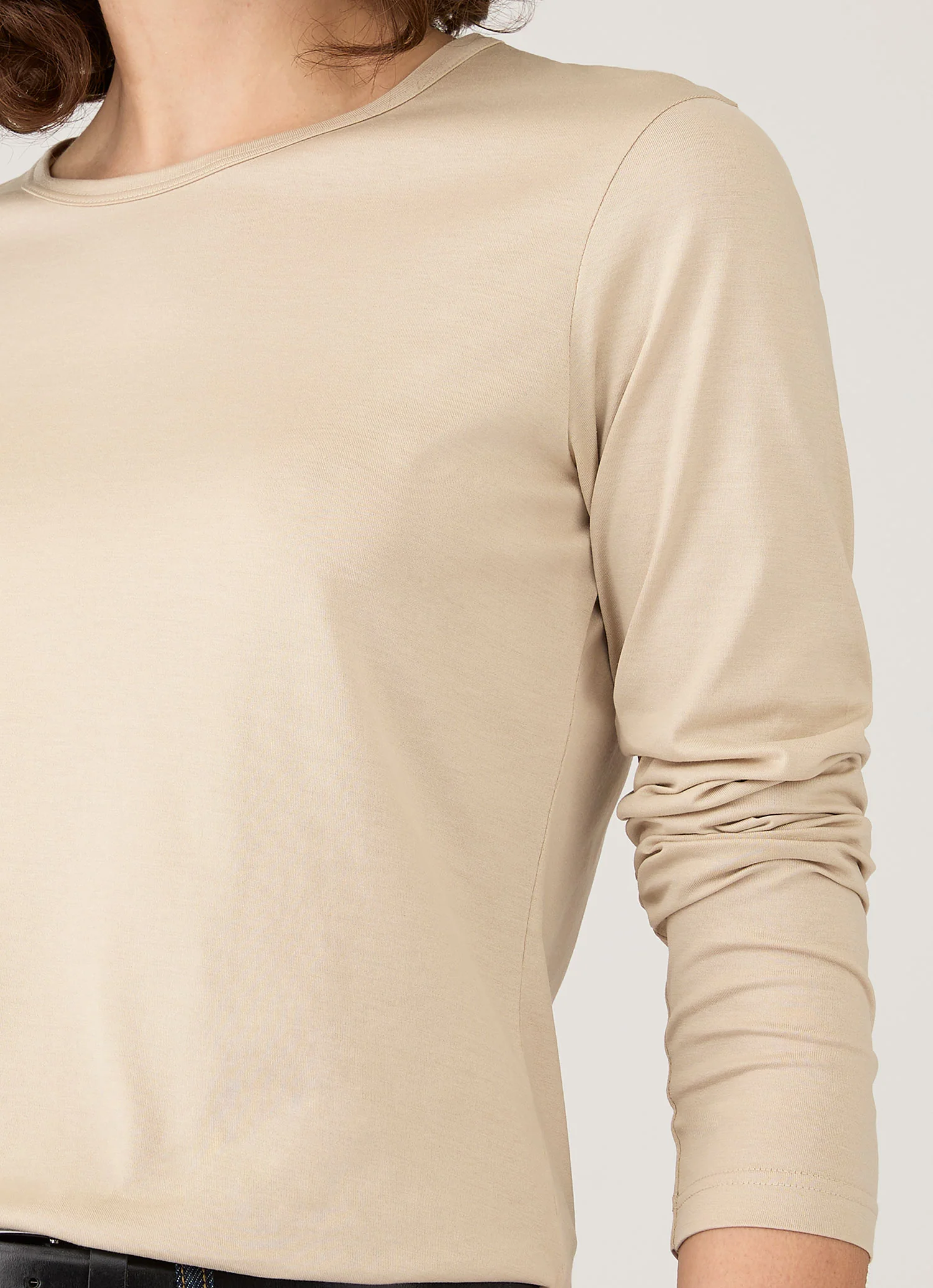Women's Long Sleeve Classic T-shirt in Hazelwood - Image 4