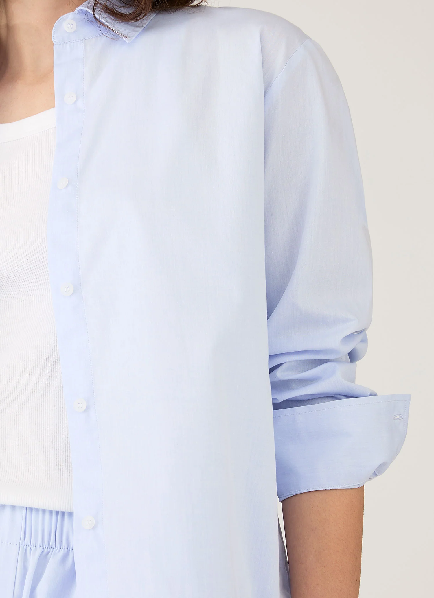 Women's Relaxed Poplin Shirt in Pastel Blue - Image 4