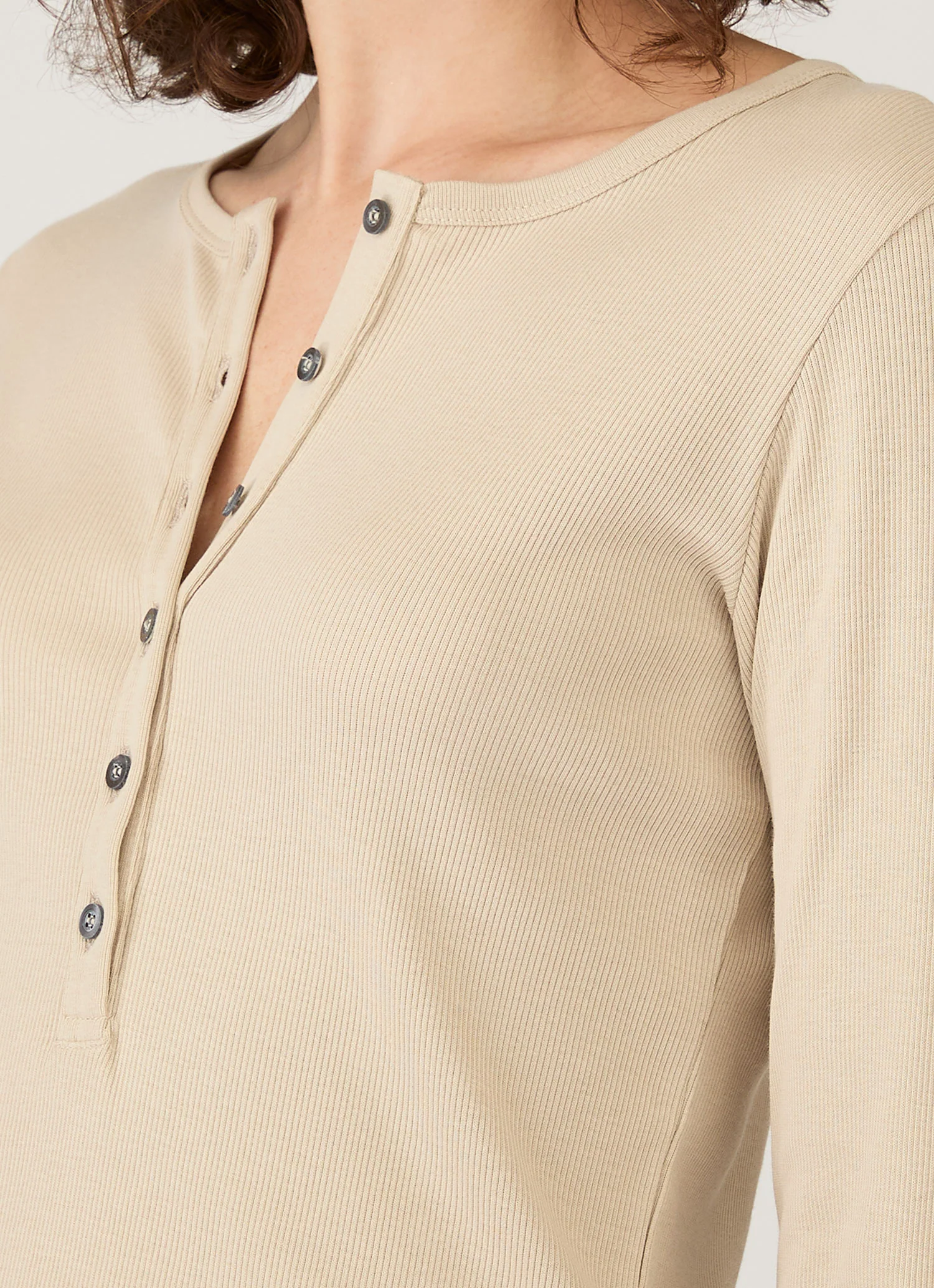 Women's Ribbed Henley in Hazelwood - Image 4
