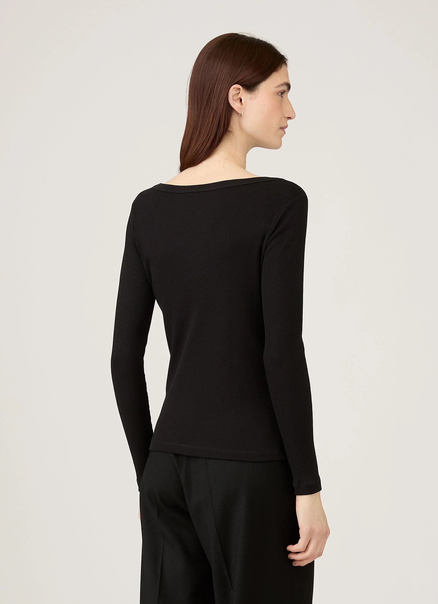 Women's Ribbed Scoop Neck T-shirt in Black - Image 3