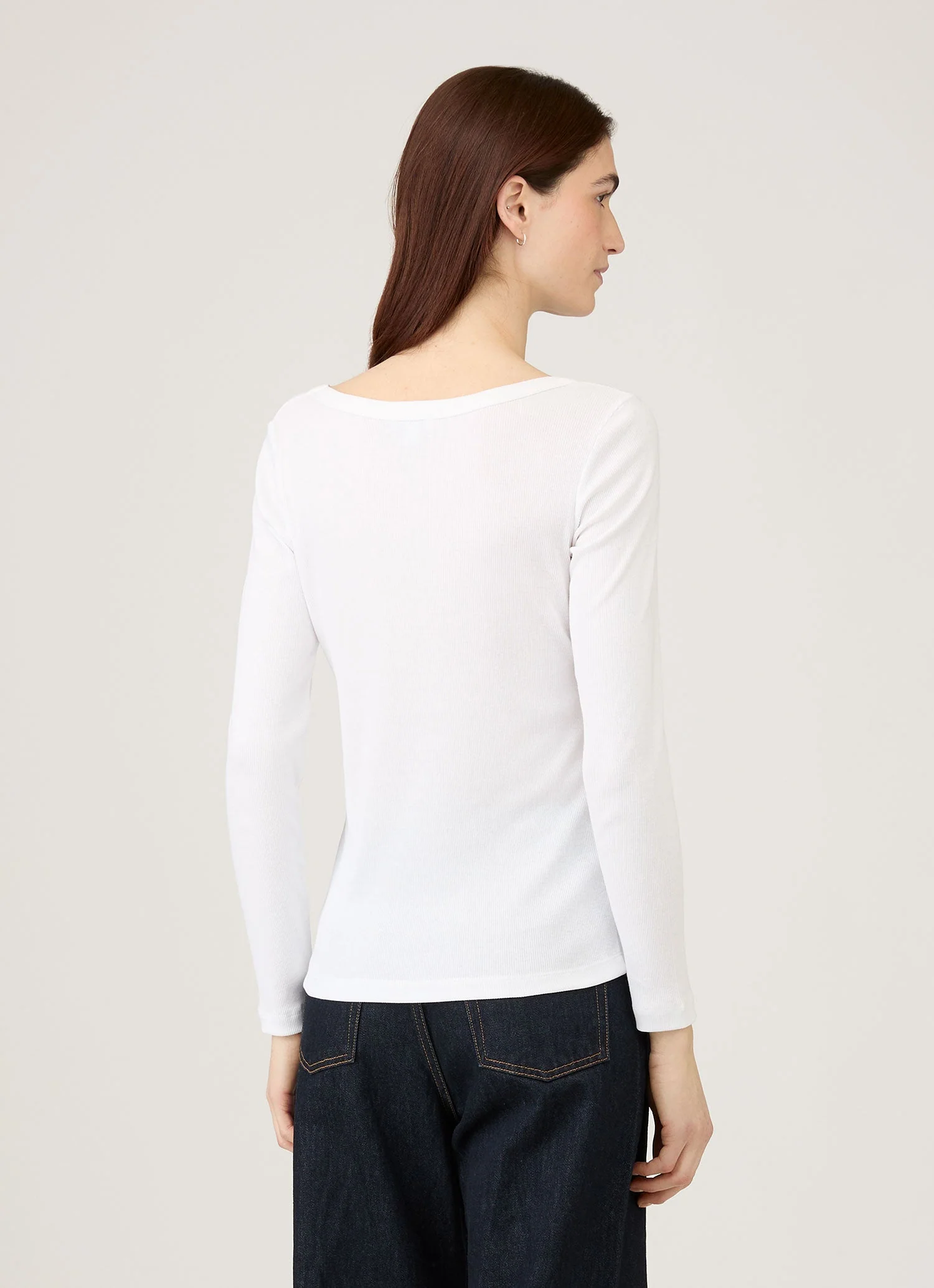 Women's Ribbed Scoop Neck T-shirt in White - Image 3