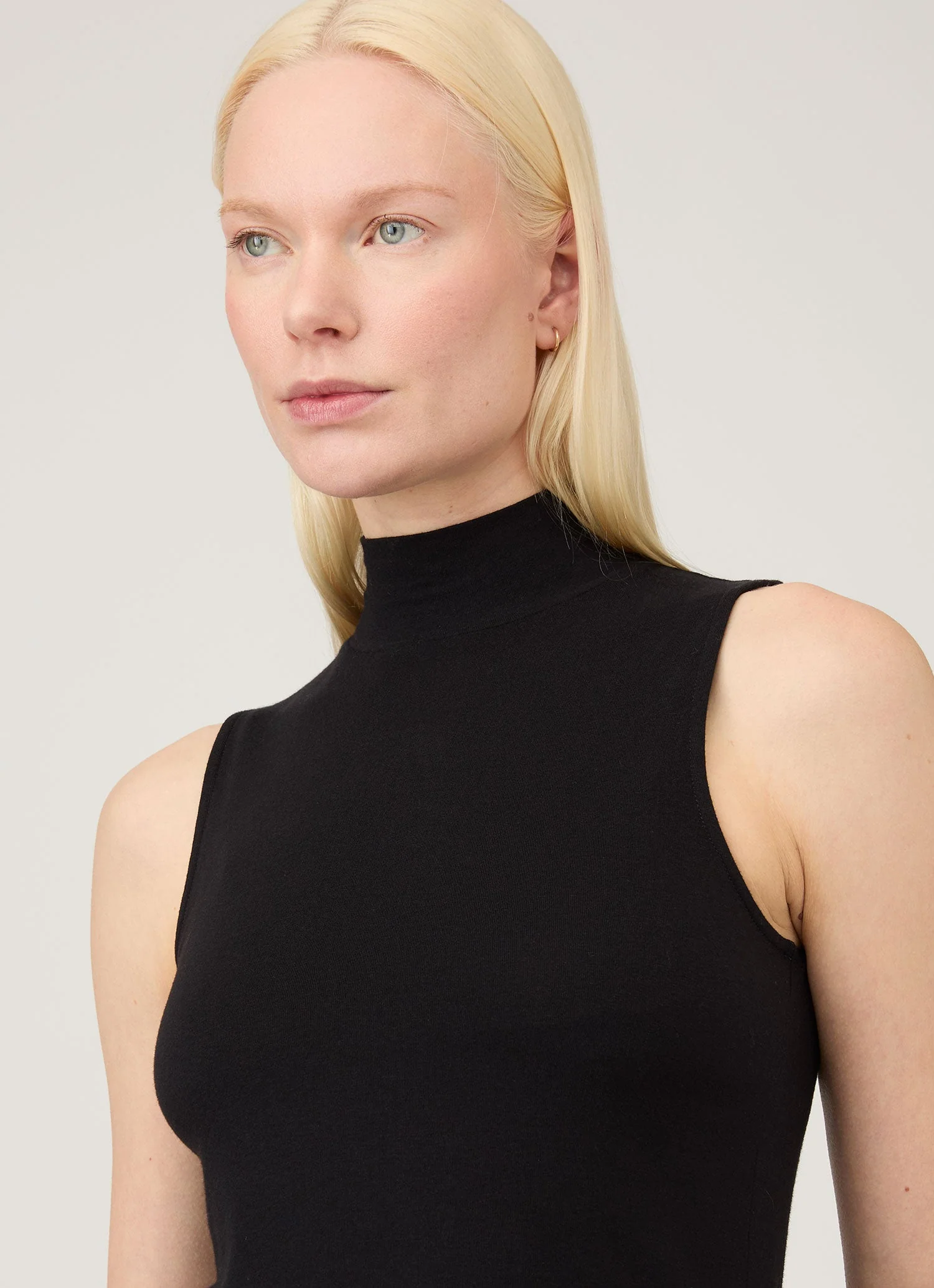 Women's Sleeveless High Neck Top in Black - Image 4