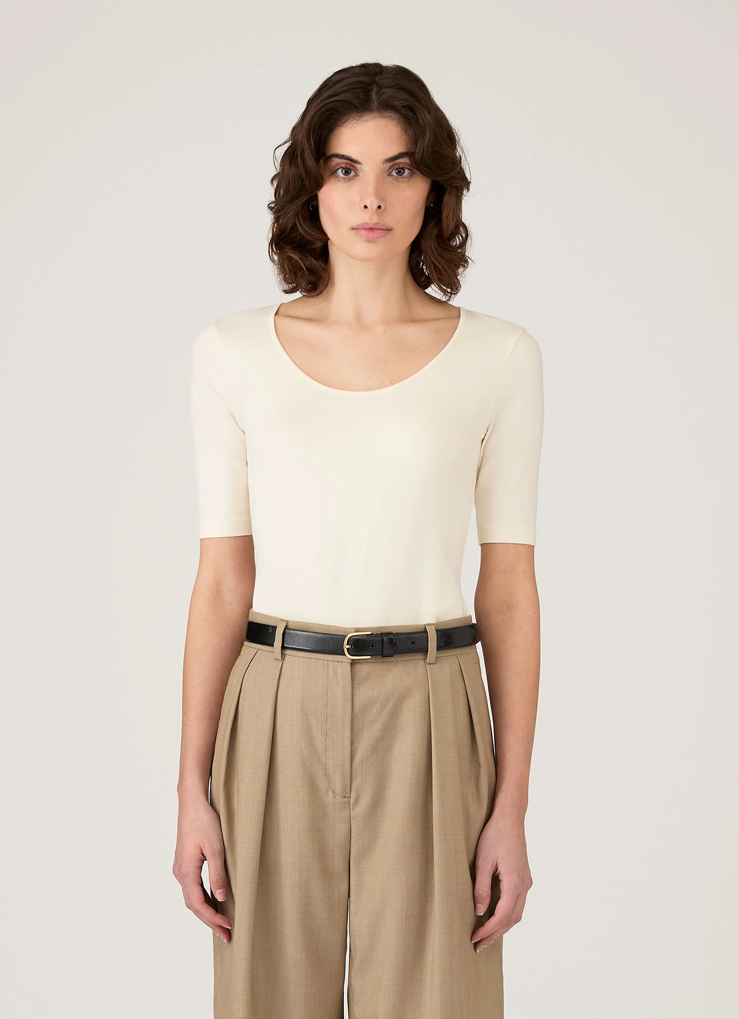 Women's Stretch Cotton Scoop Top in Ecru